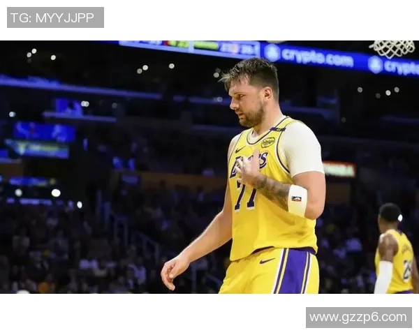 东契奇砍下38分三双助力马刺击败湖人展现强大实力