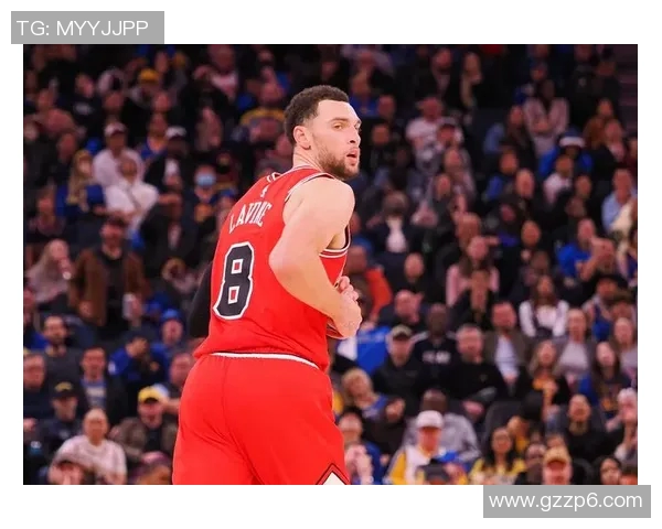 公牛队客场逆转击败雷霆队，拉文砍下绝杀，演绎赛场奇迹